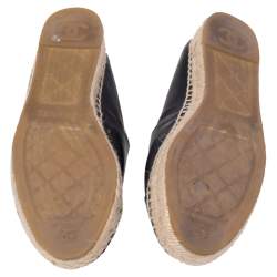 مملوكة مسبقًا حذاء فلات شانيل إسبادريل CC جلد أسود مقاس 40 