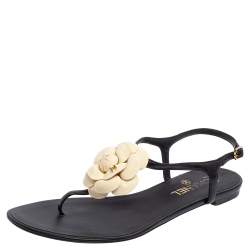 Chanel Black/White Leather CC Camellia Flat Thong Sandals Size 40.5