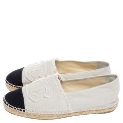 مملوكة مسبقًا Chanel Cream/Black Canvas CC Espadrille Flats Size 40