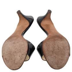 Pre Owned صندل سلايد شانيل جلد لامع أسود مزين شعار الماركة سي سي متداخل مقاس 39.5