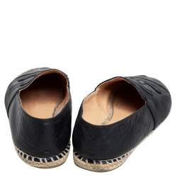 Pre Owned حذاء فلات إسبادريل شانيل جلد أسود مزين شعار الماركة سي سي مقدمة سوداء مقاس 41