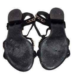 Pre Owned Chanel Black Suede Interlocking Chain Embellished Flats Size 39.5