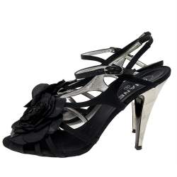 Pre Owned صندل شانيل كاميليا قماش أسود سير كاحل مقاس 40.5 