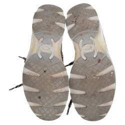 Pre Owned حذاء رياضي شانيل جلد وتويد أبيض/أسود برباط مقاس 36.5