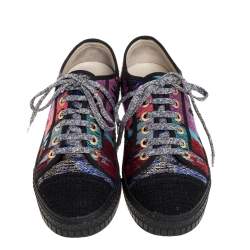 مملوكة مسبقًا حذاء رياضي شانيل تويد متعدد الألوان عنق منخفض مقاس 40
