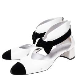 Chanel White/Black Leather And Velvet Cap Toe CC Bow Cut Out Ankle Boots Size 39
