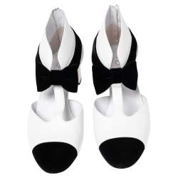 Chanel White/Black Leather And Velvet Cap Toe CC Bow Cut Out Ankle Boots Size 39