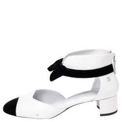 Chanel White/Black Leather And Velvet Cap Toe CC Bow Cut Out Ankle Boots Size 39