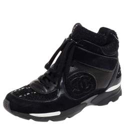 مملوكة مسبقًا Chanel Black Tweed And Leather CC High Top Sneakers Size 38.5