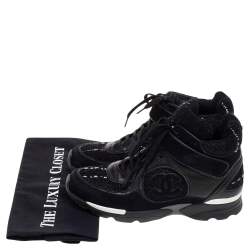 مملوكة مسبقًا Chanel Black Tweed And Leather CC High Top Sneakers Size 38.5