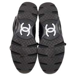 مملوكة مسبقًا Chanel Black Tweed And Leather CC High Top Sneakers Size 38.5