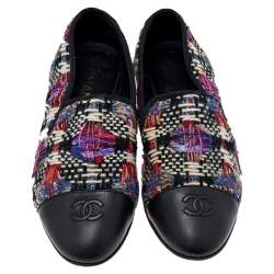 Pre Owned Chanel Multicolor Printed Tweed And Leather Loafers Size 40