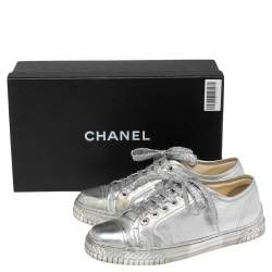 Pre Owned Chanel Metallic Silver Leather Lace Up Sneakers Size 38