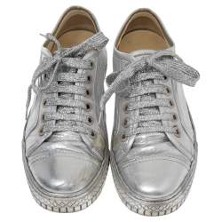 Pre Owned Chanel Metallic Silver Leather Lace Up Sneakers Size 38