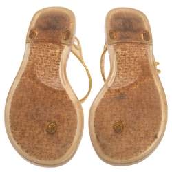 Pre Owned صندل فلات شانيل جيلي غليتر ذهبي مزين كاميليا سي سي مقاس 36