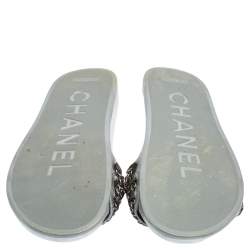 مملوكة مسبقًا Chanel Metallic Silver Leather CC Chain Embellished Flat Slides Size 39