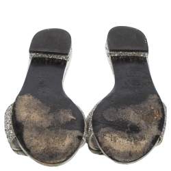 مملوكة مسبقًا Chanel Silver Glitter Fabric Camellia Embellished CC Flats Size 41