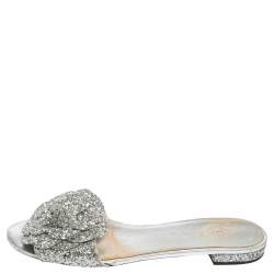 مملوكة مسبقًا Chanel Silver Glitter Fabric Camellia Embellished CC Flats Size 41