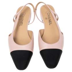 Pre Owned صندل فلات شانيل كانفاس وجلد بيج غطاء مقدمة بحزام للكاحل مقاس 39