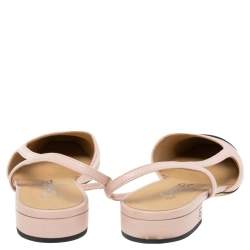 Pre Owned صندل فلات شانيل كانفاس وجلد بيج غطاء مقدمة بحزام للكاحل مقاس 39