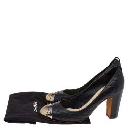 مملوكة مسبقًا Chanel Black Quilted Leather CC Cap Toe Pumps Size 39