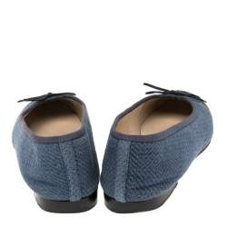 Pre Owned Chanel Blue Canvas And Leather CC Cap Toe Ballet Flats Size 40