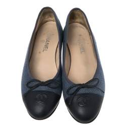 Pre Owned Chanel Blue Canvas And Leather CC Cap Toe Ballet Flats Size 40