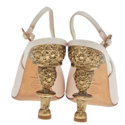 Pre Owned صندل شانيل جلد كريمي مقدمة مفتوحة بحزام للكاحل مقاس 38 