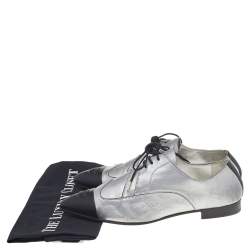 Pre Owned Chanel Silver/Black Leather CC Cap Toe Lace Up Oxford 39