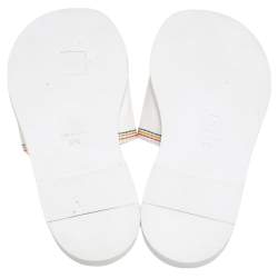 Pre Owned حذاء سلايد شانيل جلد أبيض مزين شعار الماركة سي سي مقاس 37