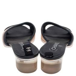 Pre Owned Chanel Black/Beige Leather Logo Slide Sandals Size 38.5