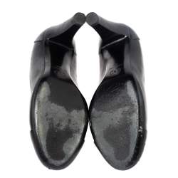 Pre Owned Chanel Black Leather Cap Toe Pumps Size 39