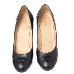 Pre Owned Chanel Black Leather Cap Toe Pumps Size 39