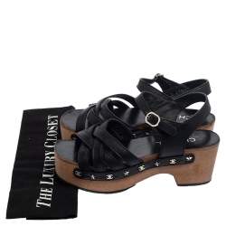 Pre Owned صندل شانيل جلد أسود خشبي بسيور نعل سميك مقاس 37