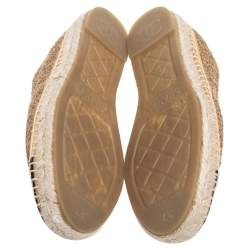 Pre Owned حذاء إسبادريل شانيل CC ترتر أبيض وجلد لامع مقاس 37