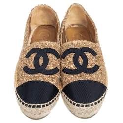 Pre Owned حذاء إسبادريل شانيل CC ترتر أبيض وجلد لامع مقاس 37