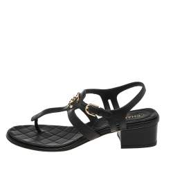 مملوكة مسبقًا Chanel Black Leather Block Heel Ankle Strap CC Thong Sandals Size 38.5