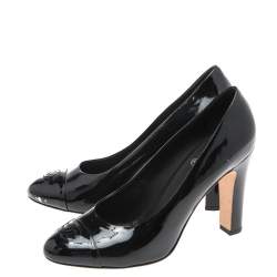 Pre Owned Chanel Black Patent Leather CC Cap Toe Pumps Size 40.5