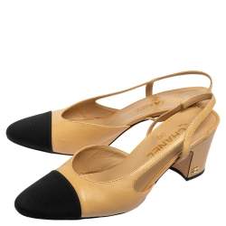 مملوكة مسبقًا Chanel Beige/Black Leather And Canvas CC Cap Toe Slingback Pumps Size 39