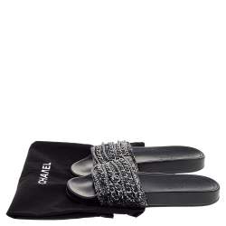مملوكة مسبقًا Chanel Grey/Black Tweed And Leather Tropiconic Chain Detail Slides Size 38