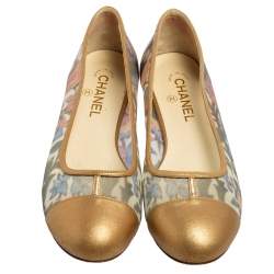 Pre Owned حذاء باليرينا فلات شانيل جلد وشبكة متعدد الألوان غطاء مقدمة CC مقاس 39.5