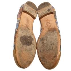 Pre Owned حذاء باليرينا فلات شانيل جلد وشبكة متعدد الألوان غطاء مقدمة CC مقاس 39.5