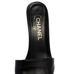 Pre Owned Chanel Black Leather Chain Wedge Sandals Size 39