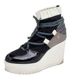 Chanel White/Black Patent Leather And Fabric Lace Up Wedge Platform Boots Size 38.5