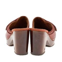 Chanel Brown Quilted Leather CC Turnlock Platform Block Heel Mules Sandals Size 37