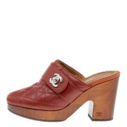 Chanel Brown Quilted Leather CC Turnlock Platform Block Heel Mules Sandals Size 37
