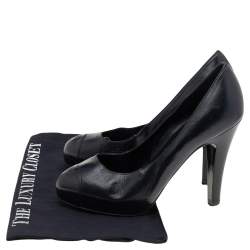 Pre Owned Chanel Black Leather CC Cap Toe Pumps Size 38.5