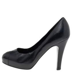 Pre Owned Chanel Black Leather CC Cap Toe Pumps Size 38.5