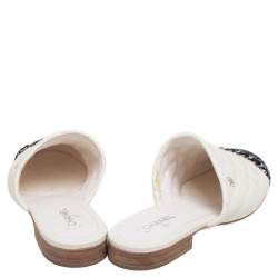 مملوكة مسبقًا Chanel White//Black Quilted Leather And Grosgrain Fabric Mules Flats Sandals Size 38