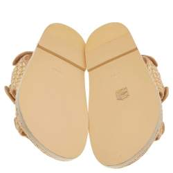 مملوكة مسبقًا صندل فلات شانيل قماش وقش مجدول بيج مزين سي سي مزخرف لؤلؤ مقاس 